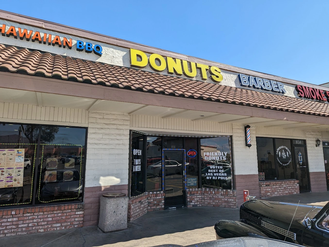 Friendly Donut House storefront on S Boulder Hwy in Henderson, NV
